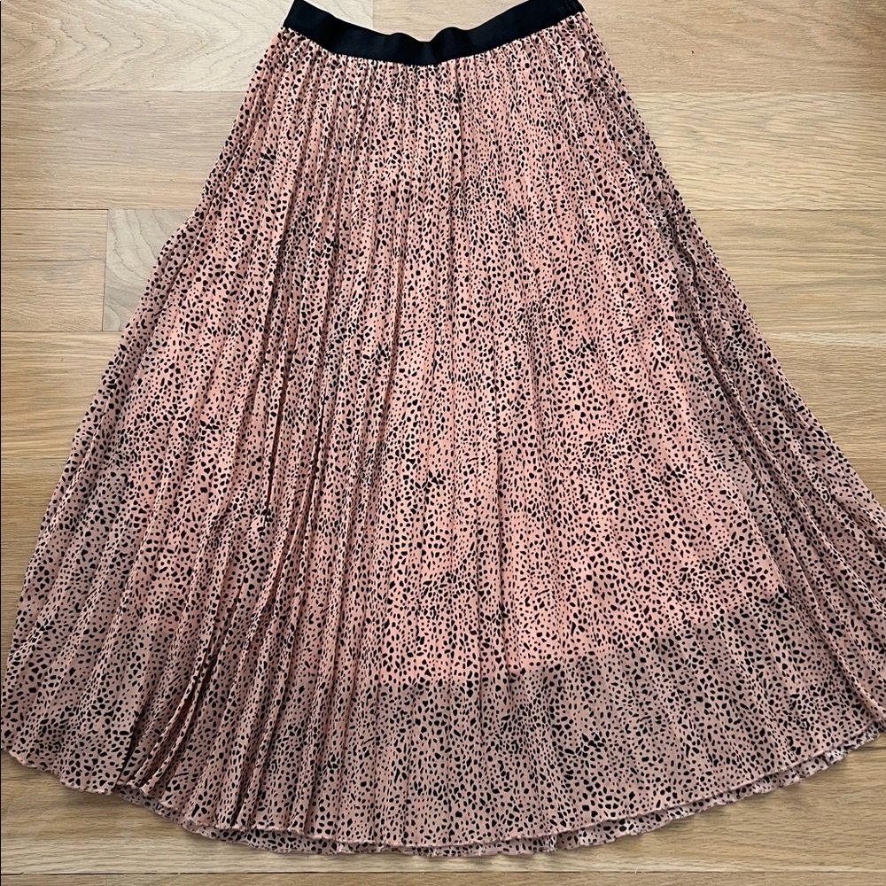WD.NY Pink and Black Pleated Skirt